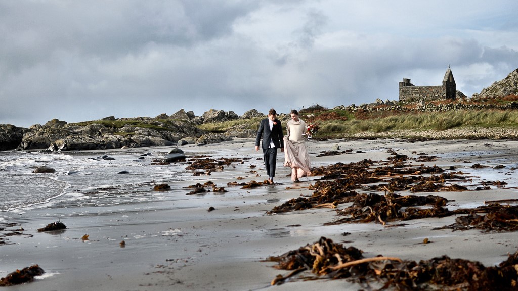 Eloping to Scotland: getting married while travelling