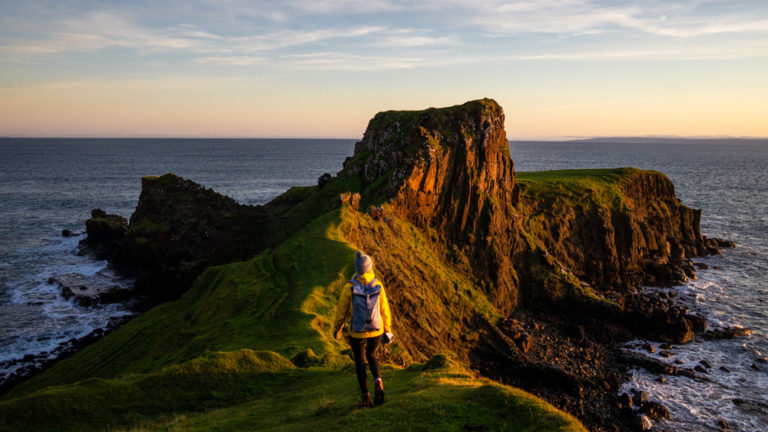 A short sunrise guide to Brothers' Point, Skye - What if we walked?